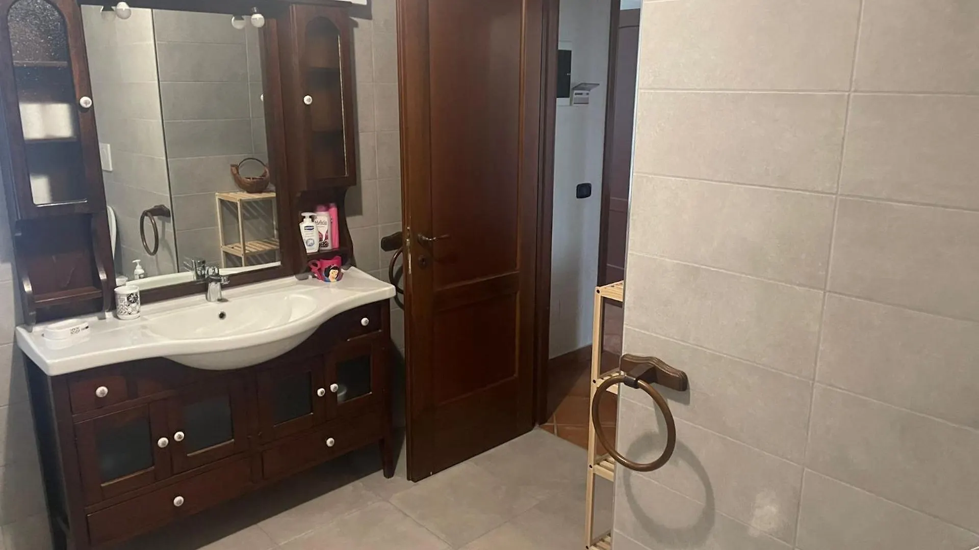 Tatil Evi Casa Gatti: Villa Con Giardino Con Accesso Indipendente Rivanazzano Terme